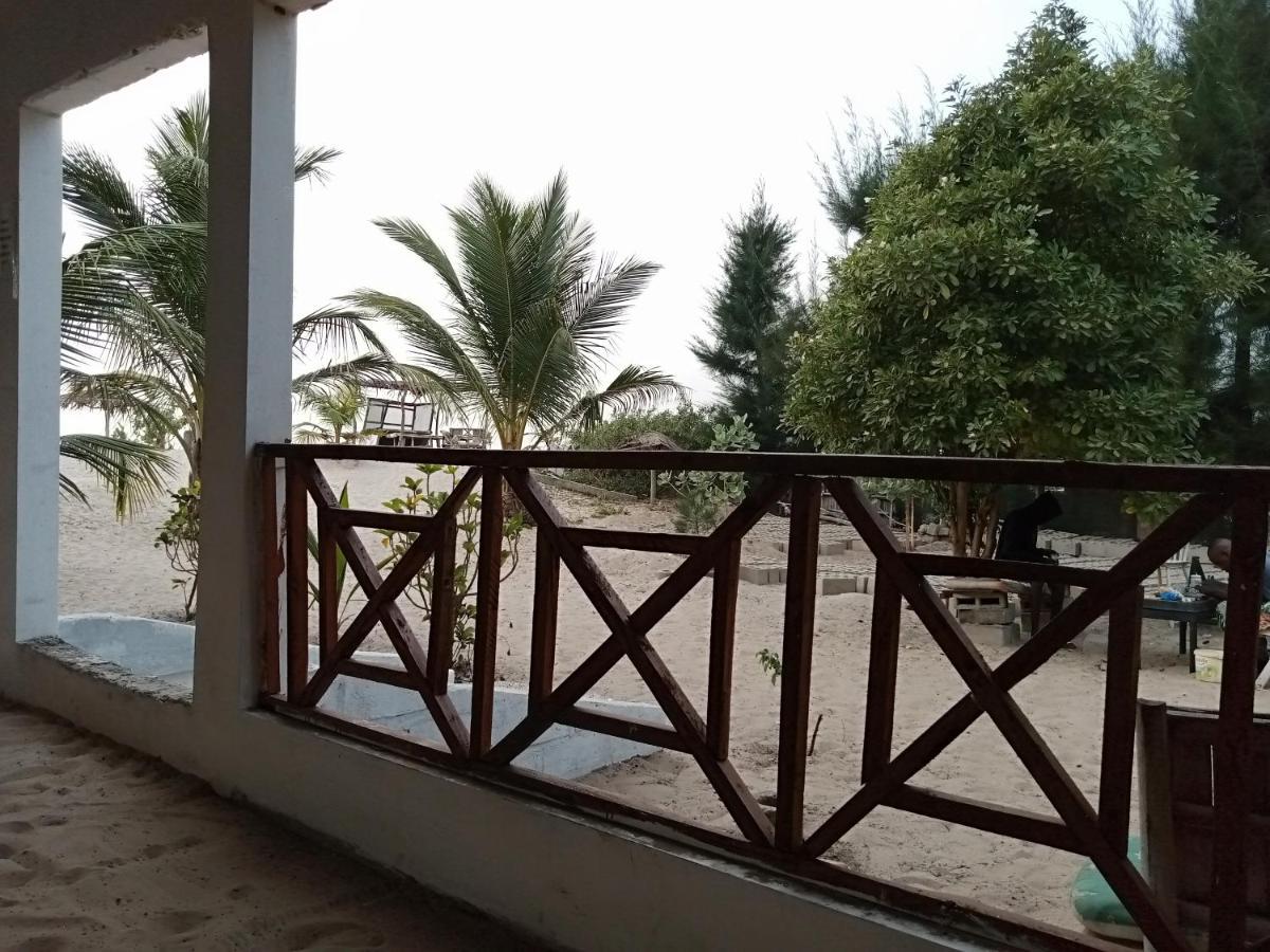 Kinkiliba Beach Lodge Sanyang Eksteriør bilde