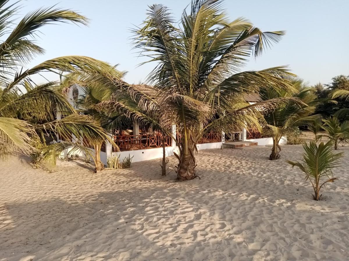 Kinkiliba Beach Lodge Sanyang Eksteriør bilde