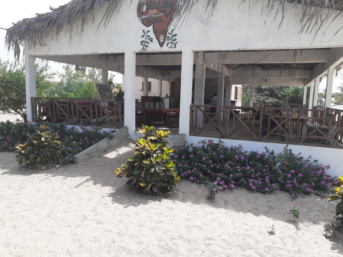 Kinkiliba Beach Lodge Sanyang Eksteriør bilde